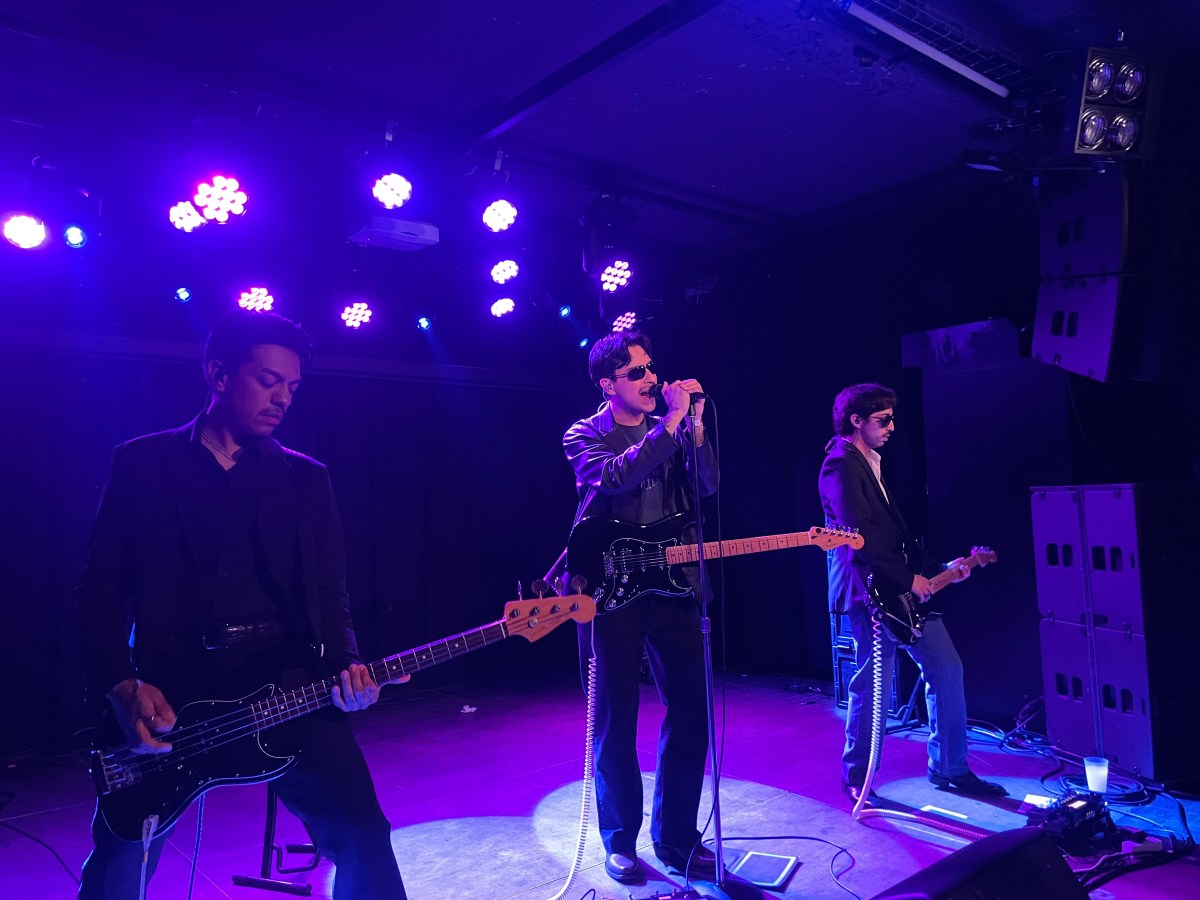 French Police en concert : chronique d’un post-punk sans&nbsp;détour